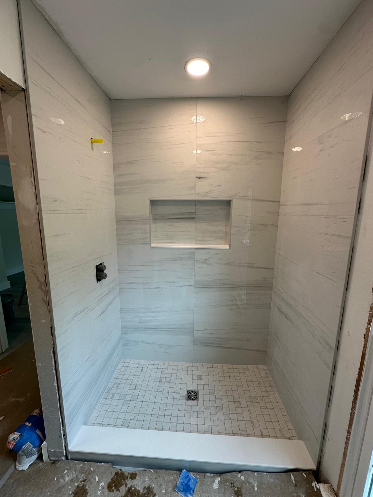 Deluxe Shower Design